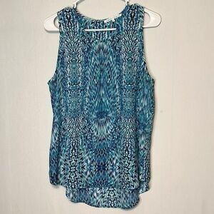 Violet & Claire Large sleeveless Tank Top Blouse long Tail KeyHoleSlit Polyester